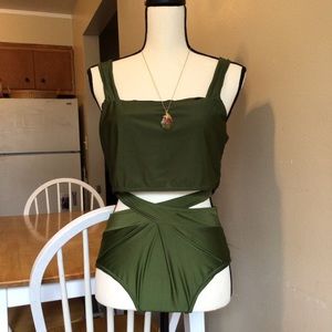 Green Bikini Set. XXL.